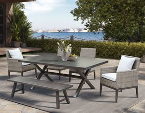 Marina Outdoor Dining